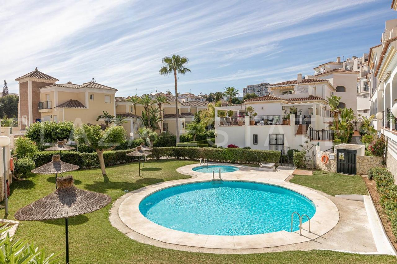 Ferienwohnung Bonito Piso A 300M De La Playa Nerja Exterior foto