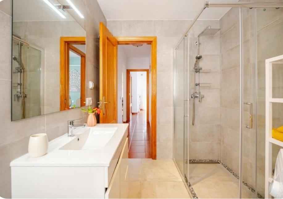 Ferienwohnung Bonito Piso A 300M De La Playa Nerja Exterior foto